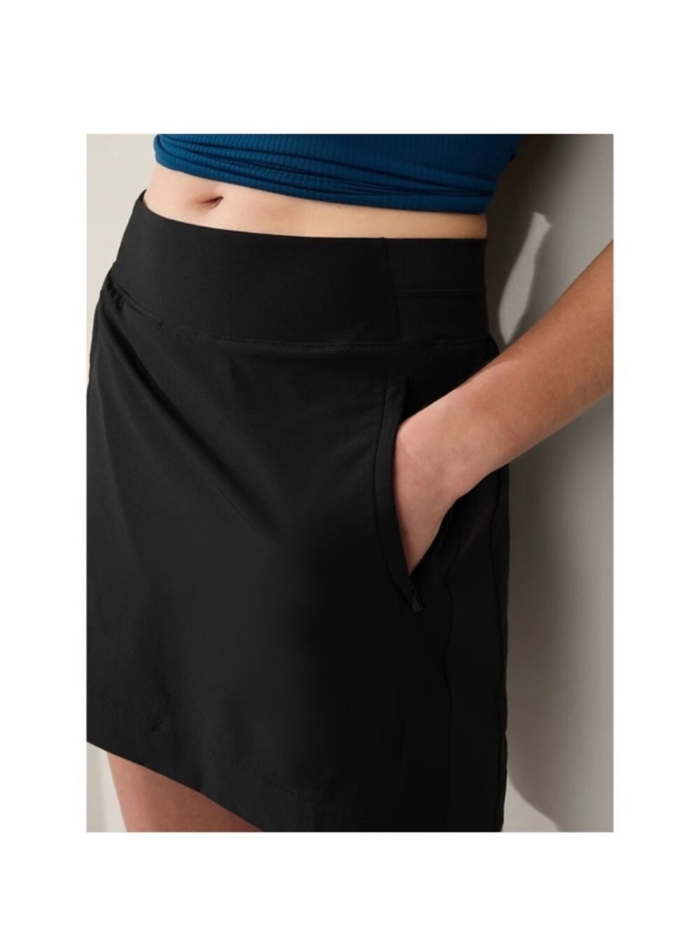 Black Athleta Brooklyn Skort with Zippered Side Pocket. 16” NWT. 10 Tall